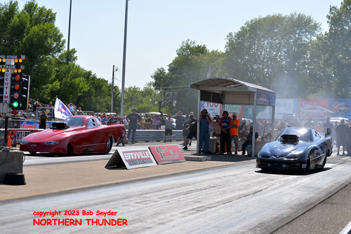 Kirk Williams - '200 Proof' (near lane) vs 
Jesse Clark - 'JCR Racing' (far lane)